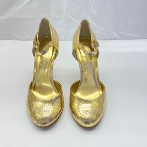 Jessica Simpson Gold Crackle Leather Heels Size: 5.5